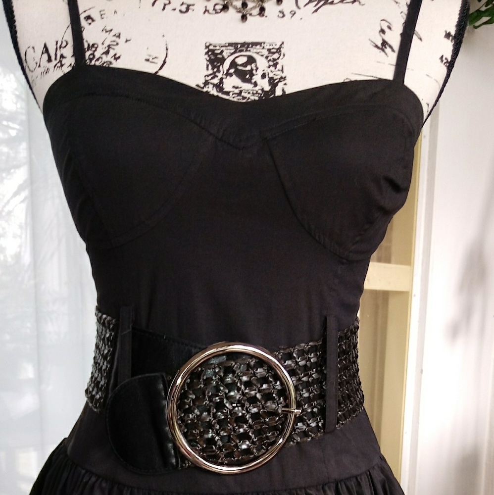 Lil Black Dress - Picture 3 of 3